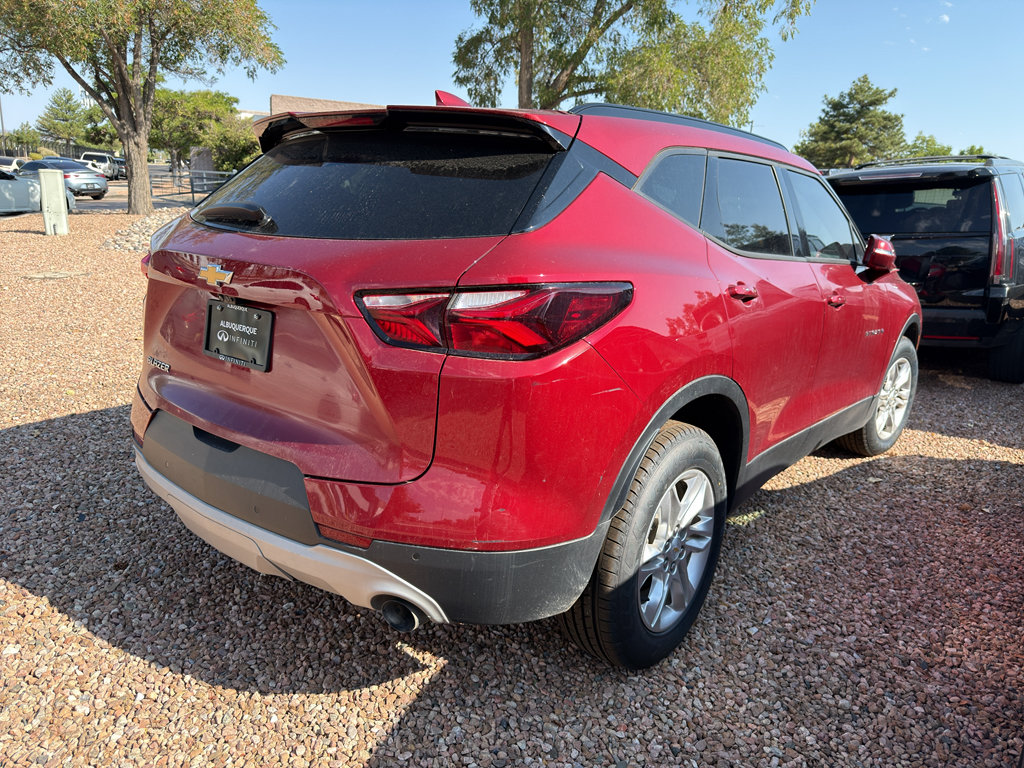Used 2019 Chevrolet Blazer LT w/ Sound & Technology Package FWD image 3