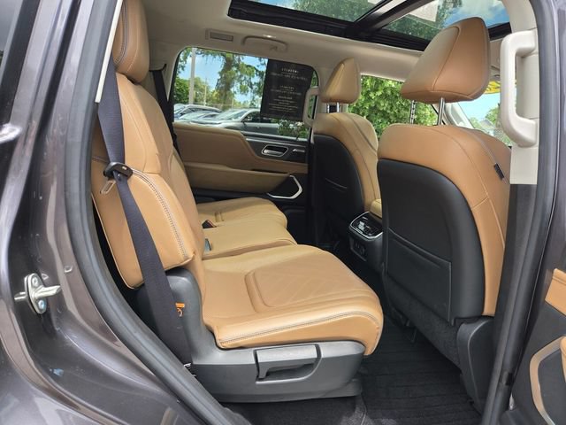 Certified 2026 INFINITI QX80 Luxe w/ Cargo Package AWD/4WD image 23