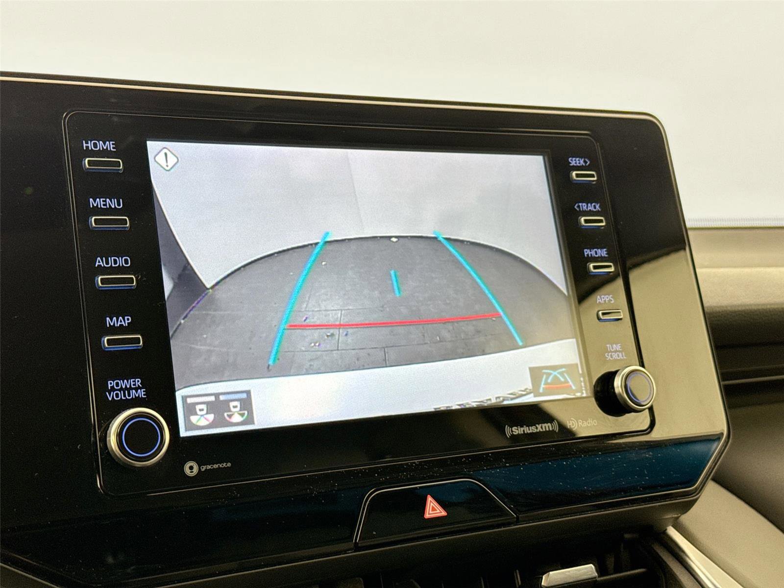 Certified 2022 Toyota Venza XLE image 21