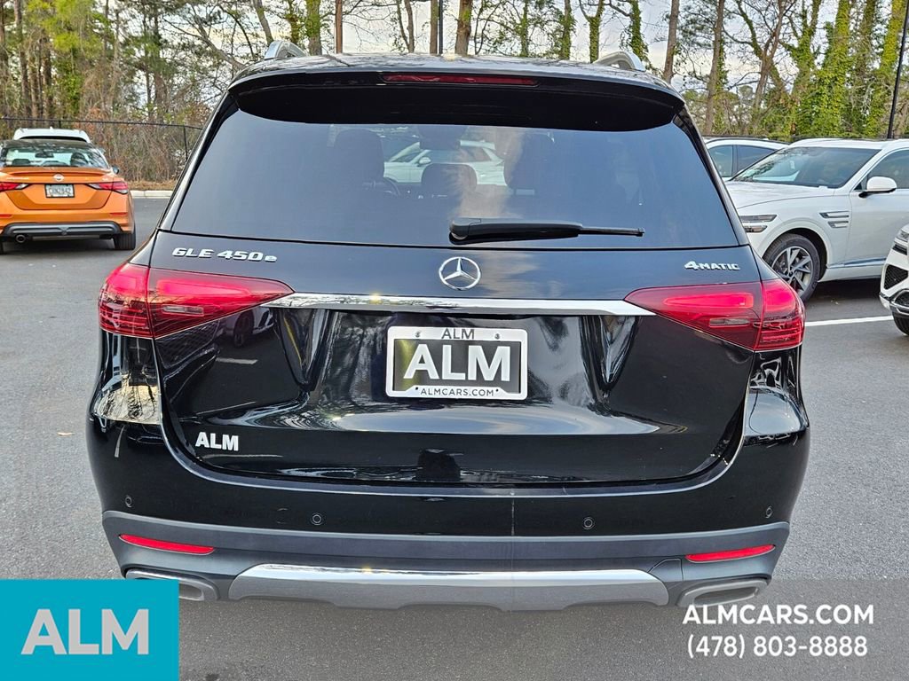 Used 2024 Mercedes-Benz GLE 450e 4MATIC image 4