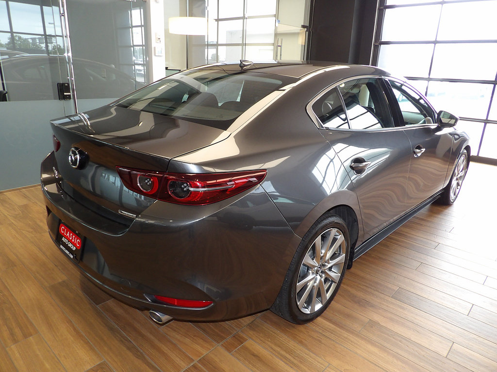 Used 2021 MAZDA MAZDA3 s AWD/4WD image 6