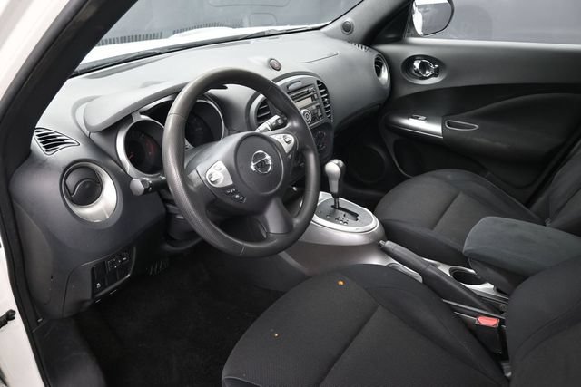 Used 2014 Nissan Juke S FWD image 18