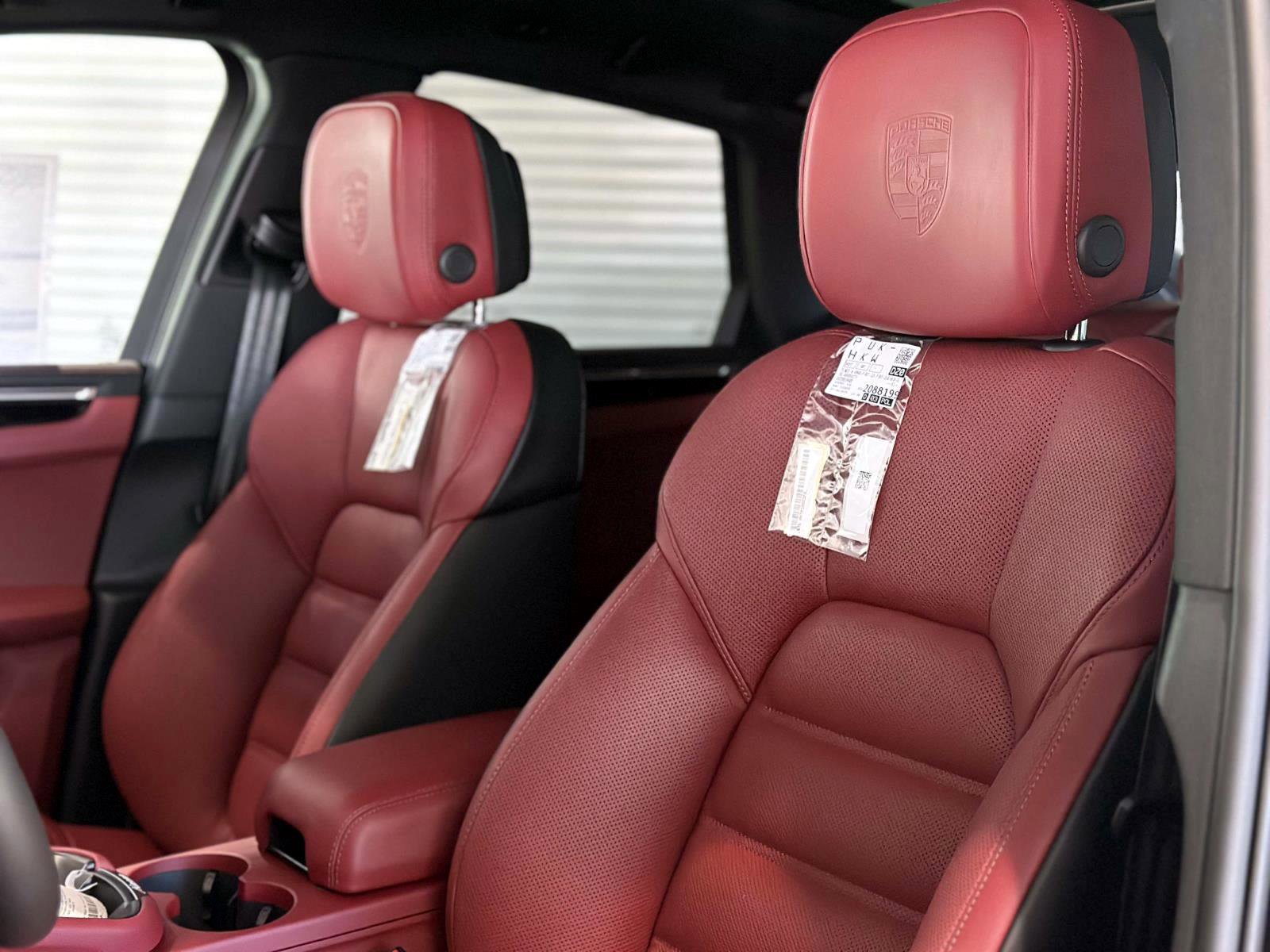 New 2026 Porsche Macan S image 5