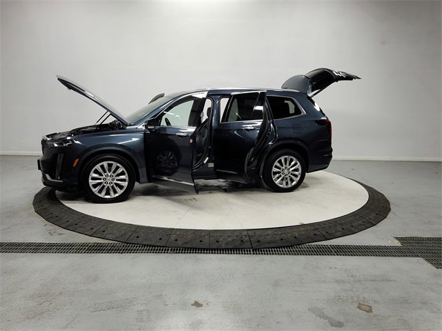 Used 2020 Cadillac XT6 Premium Luxury image 12