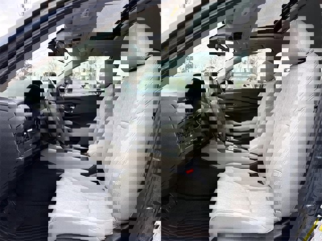 Used 2025 Honda Accord SE image 11