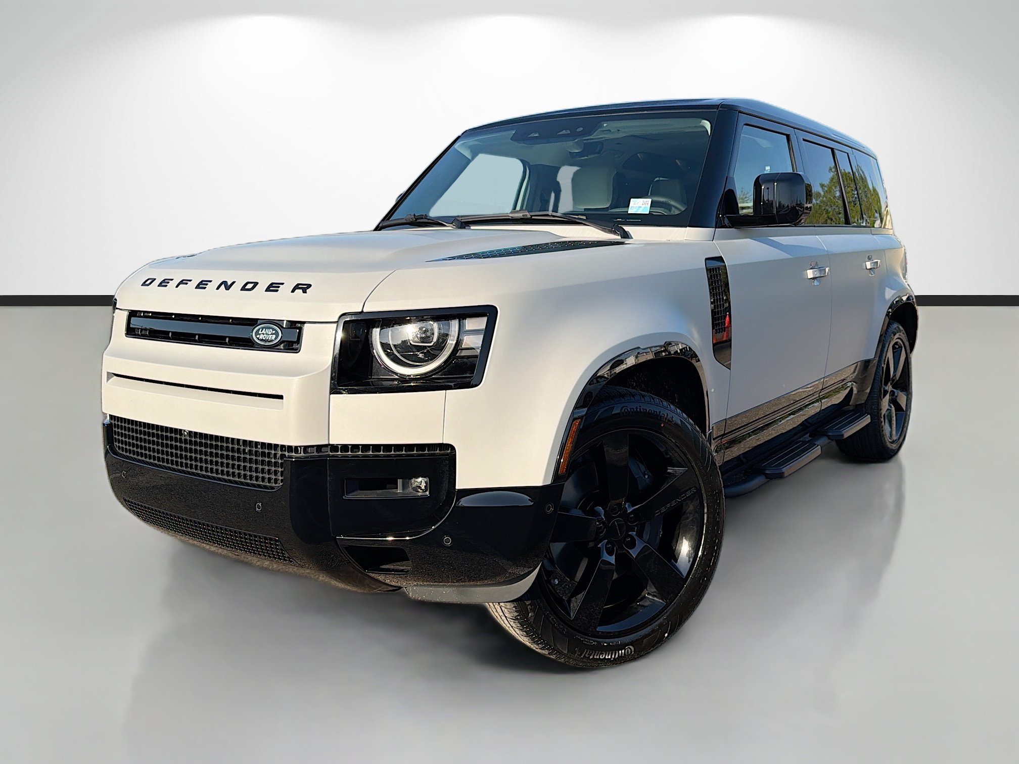 New 2026 Land Rover Defender 110 X-Dynamic SE AWD/4WD image 1
