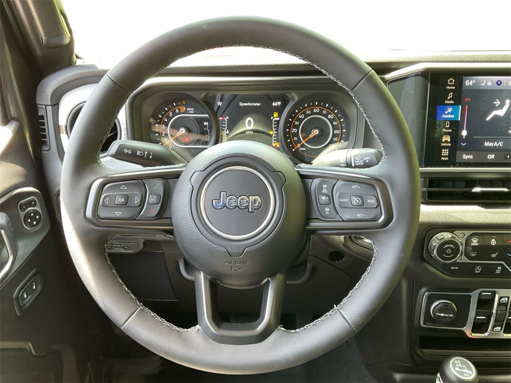 New 2025 Jeep Gladiator Sport image 17