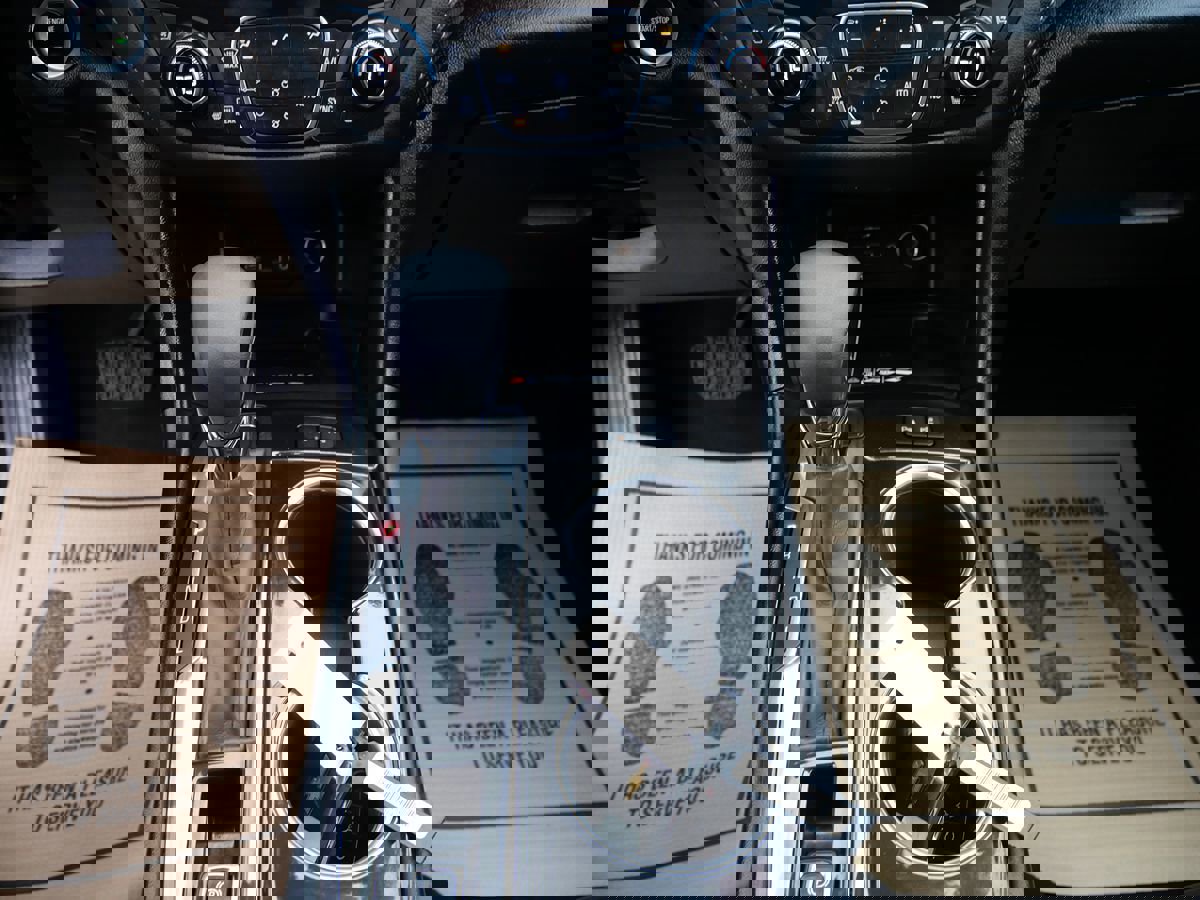 Used 2022 Chevrolet Equinox Premier image 12