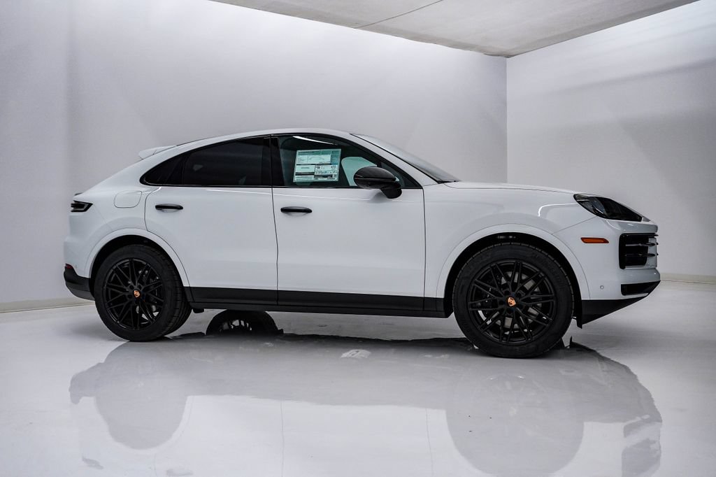 New 2026 Porsche Cayenne Coupe AWD/4WD image 9