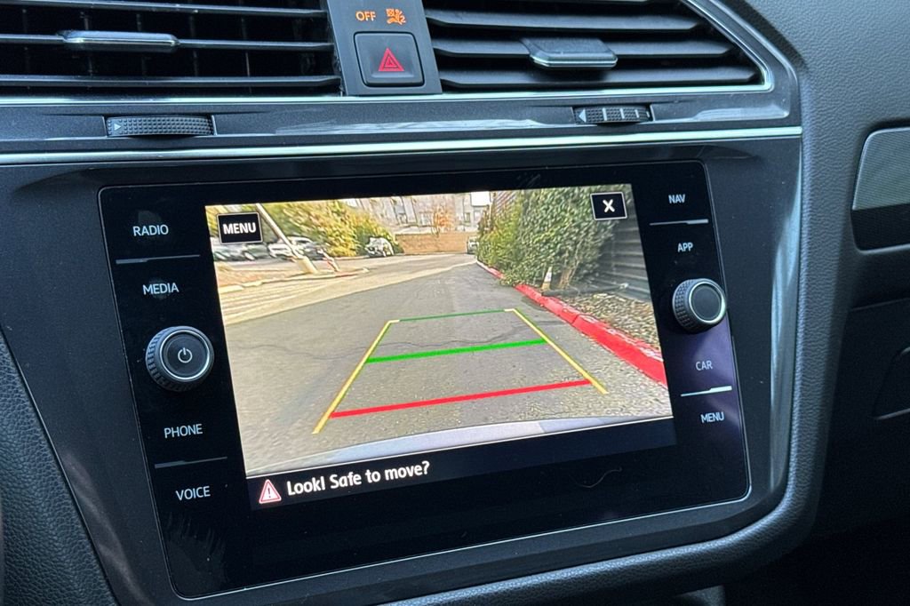 Used 2020 Volkswagen Tiguan SEL Premium R-Line image 19