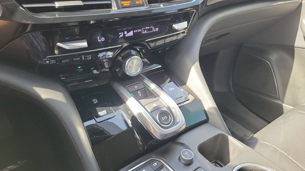 Used 2023 Acura MDX FWD w/ Technology Package image 18