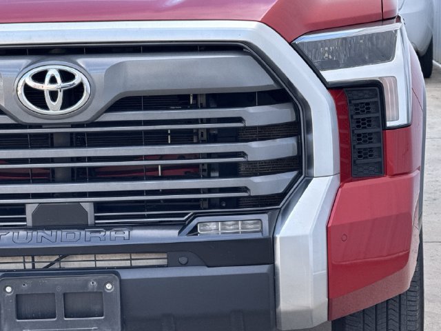 Used 2024 Toyota Tundra Limited w/ Power Package AWD/4WD image 8