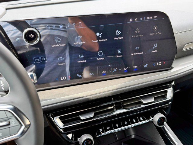 New 2026 Chevrolet Traverse LT w/ Driver Confidence Package image 21