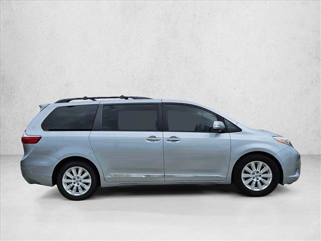 Used 2015 Toyota Sienna Limited FWD image 4
