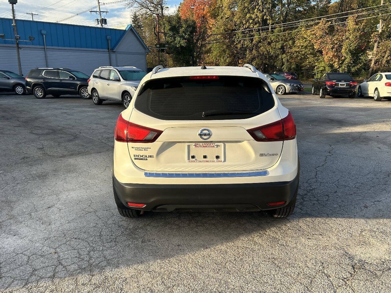 Used 2017 Nissan Rogue Sport SV w/ SV Premium Package AWD/4WD image 11