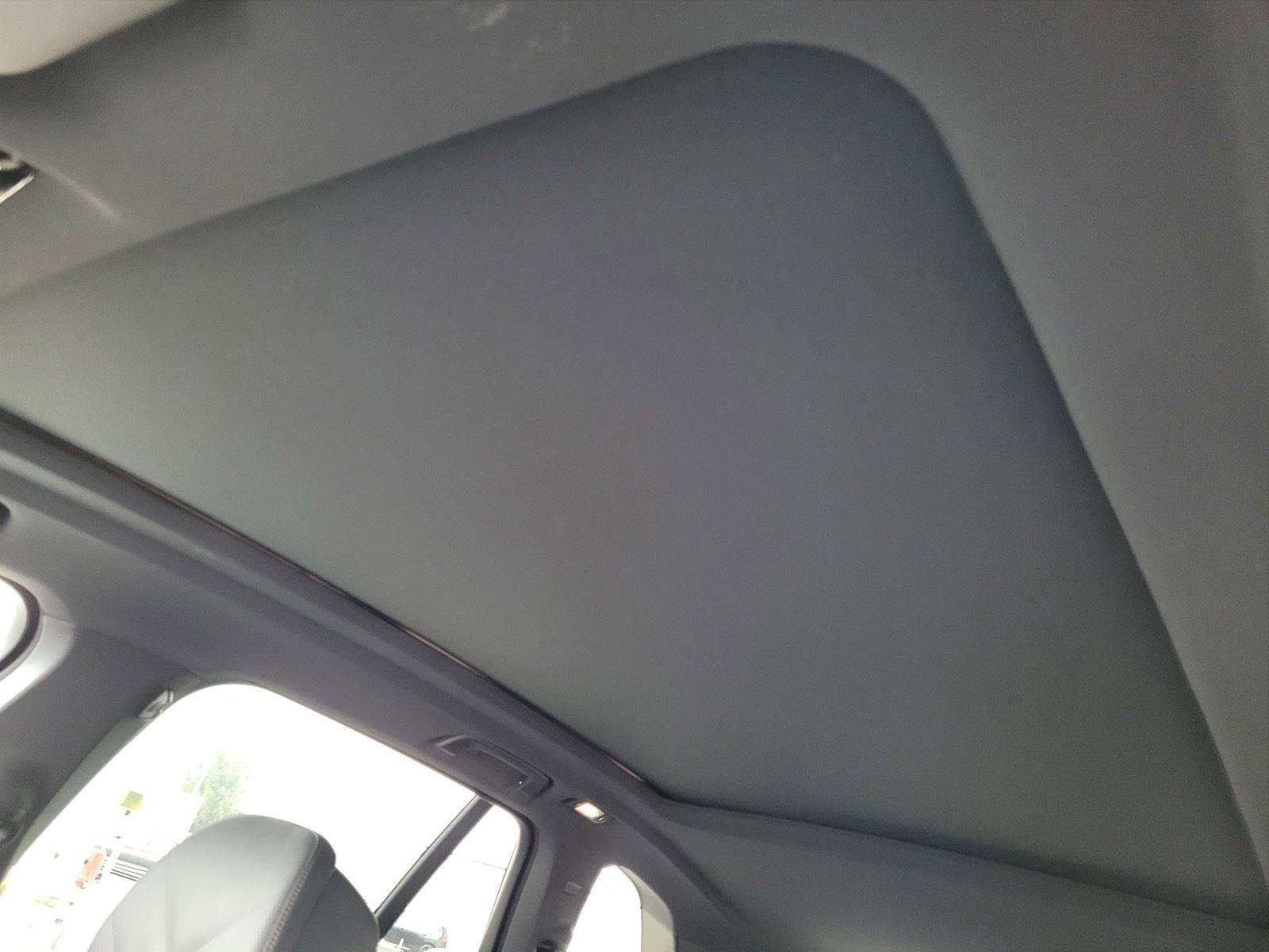 New 2026 BMW X5 xDrive50e w/ M Sport Package AWD/4WD image 9