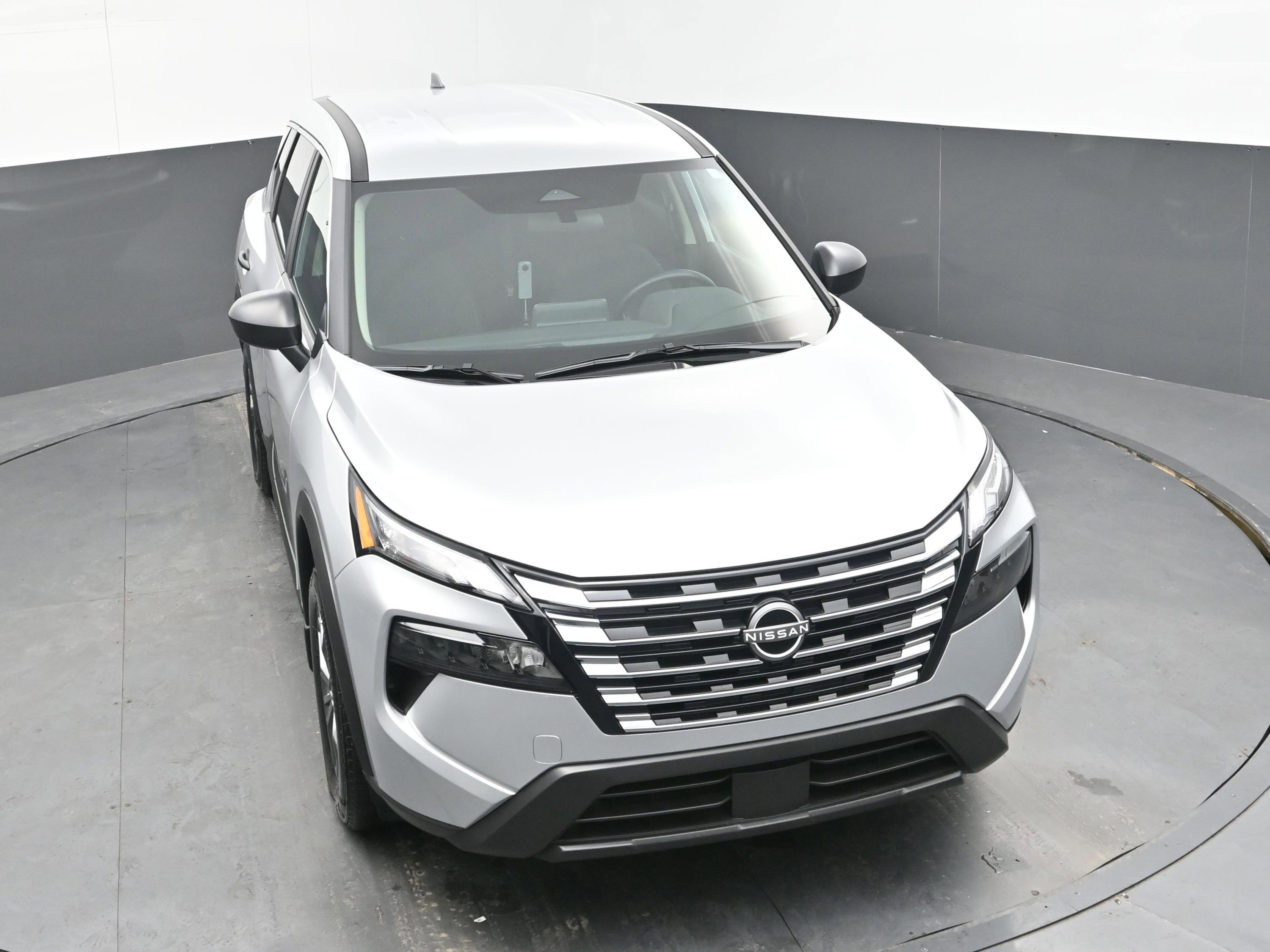 Certified 2025 Nissan Rogue S image 31