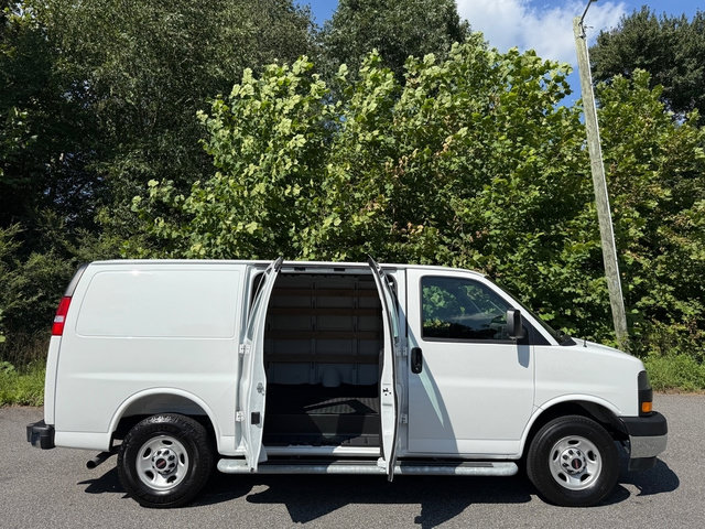 Used 2025 GMC Savana 2500 w/ Driver Convenience Package RWD image 7