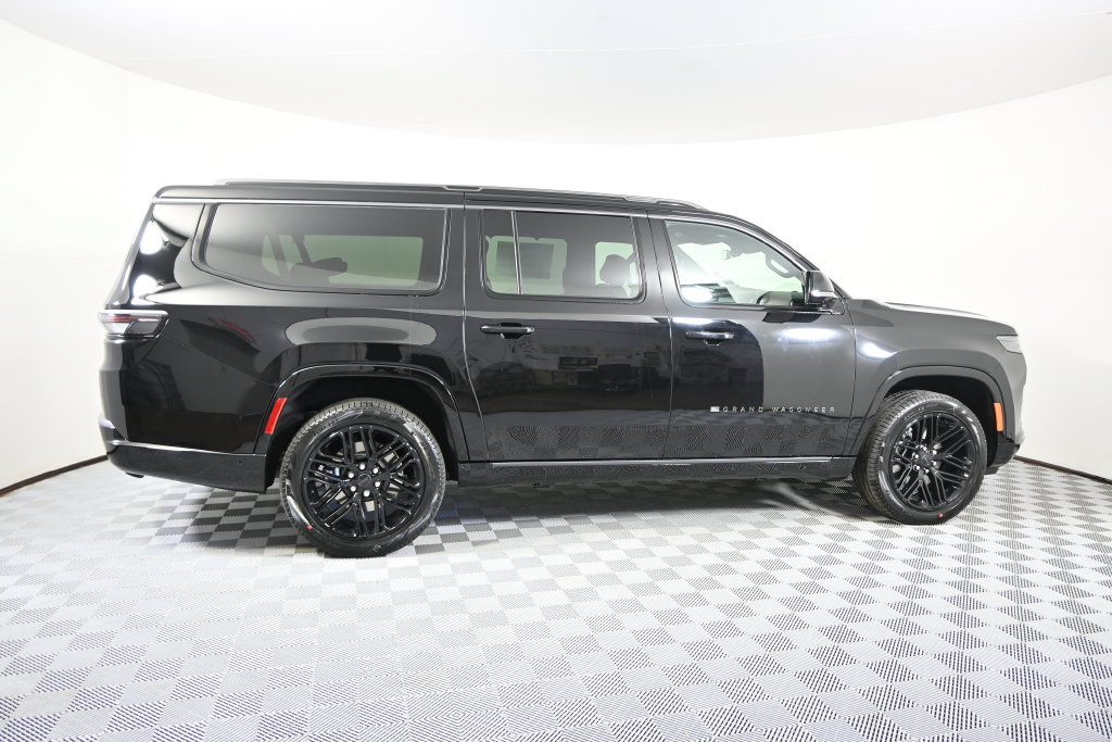 New 2026 Jeep Grand Wagoneer L Limited AWD/4WD image 7