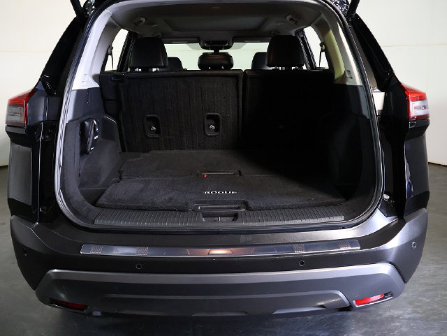 Used 2023 Nissan Rogue SL AWD/4WD image 29