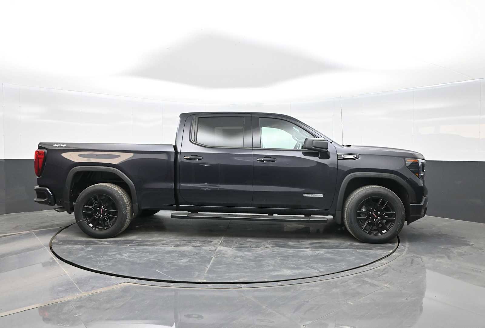 New 2025 GMC Sierra 1500 Elevation w/ LPO, Elevation Black Package image 9