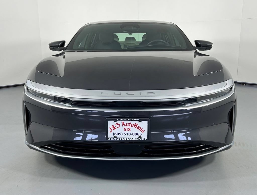 Used 2024 Lucid Air Pure RWD image 2