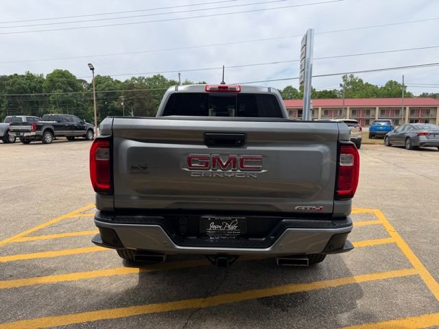 Used 2024 GMC Canyon AT4 w/ AT4 Premium Package AWD/4WD image 8