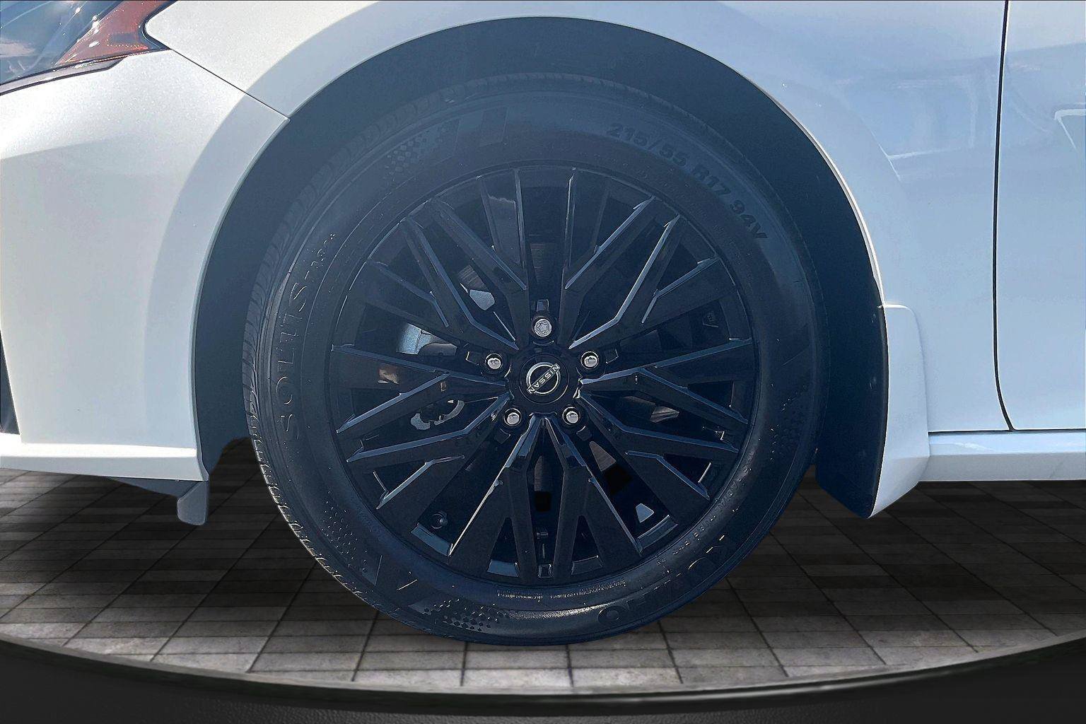 New 2026 Nissan Altima 2.5 SV w/ SV Special Edition Package FWD image 11