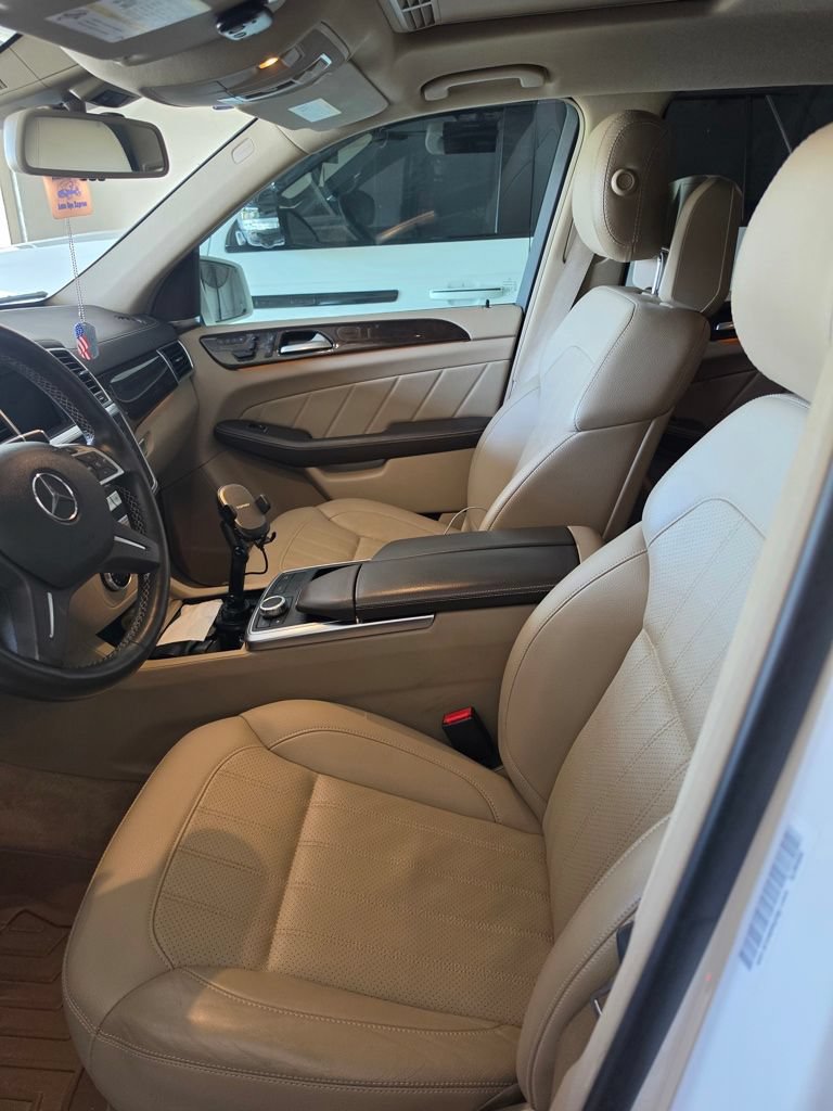 Used 2015 Mercedes-Benz GL 450 4MATIC image 13