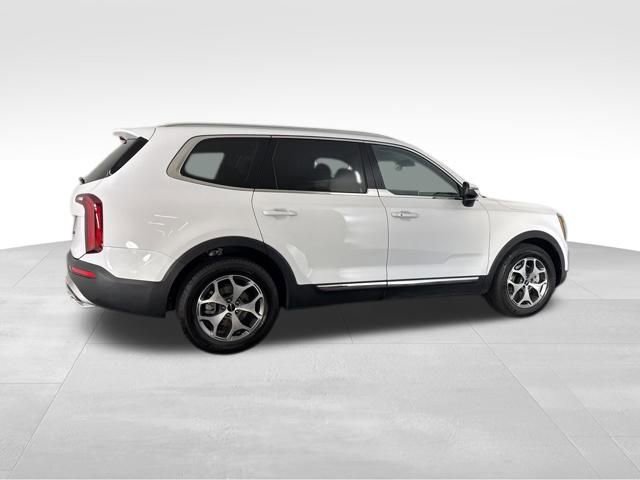 Certified 2022 Kia Telluride EX image 8