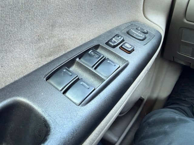 Used 2005 Toyota Camry LE FWD image 22
