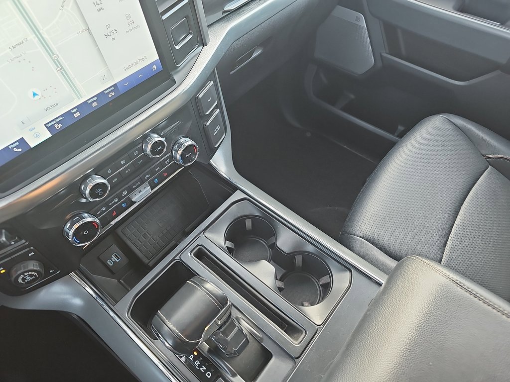 Used 2022 Ford F150 Lariat w/ Max Trailer Tow Package image 23