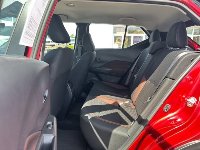 Used 2024 Nissan Kicks SR w/ Interior Electronics Package FWD image 12