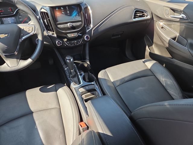 Used 2017 Chevrolet Cruze Premier w/ RS Package FWD image 10