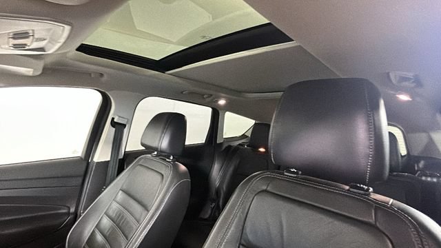 Used 2017 Ford Escape Titanium AWD/4WD image 12