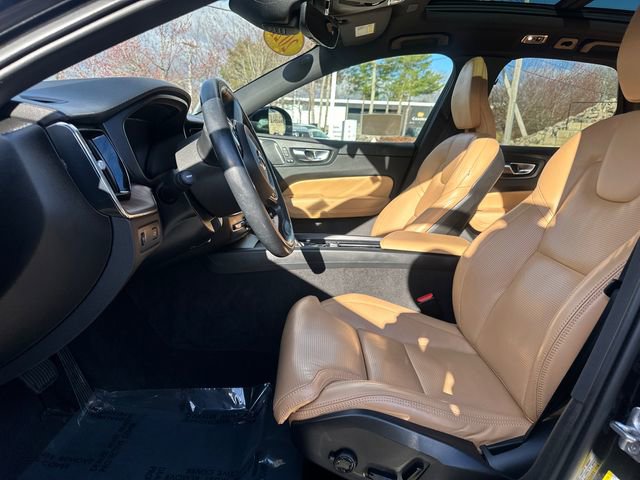 Used 2021 Volvo XC60 T5 Inscription w/ Advanced Package image 33