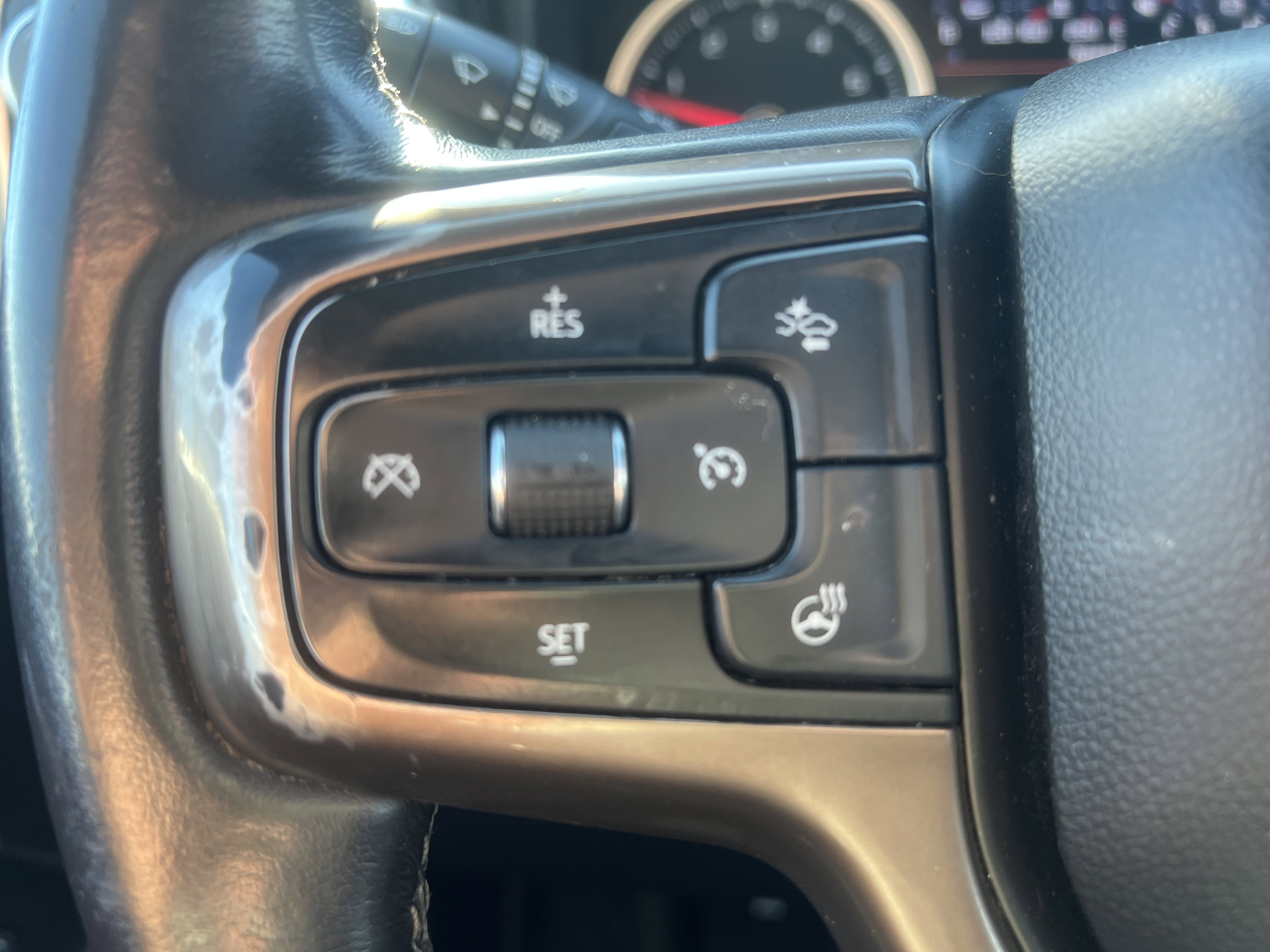 Used 2019 Chevrolet Silverado 1500 High Country w/ Technology Package image 19
