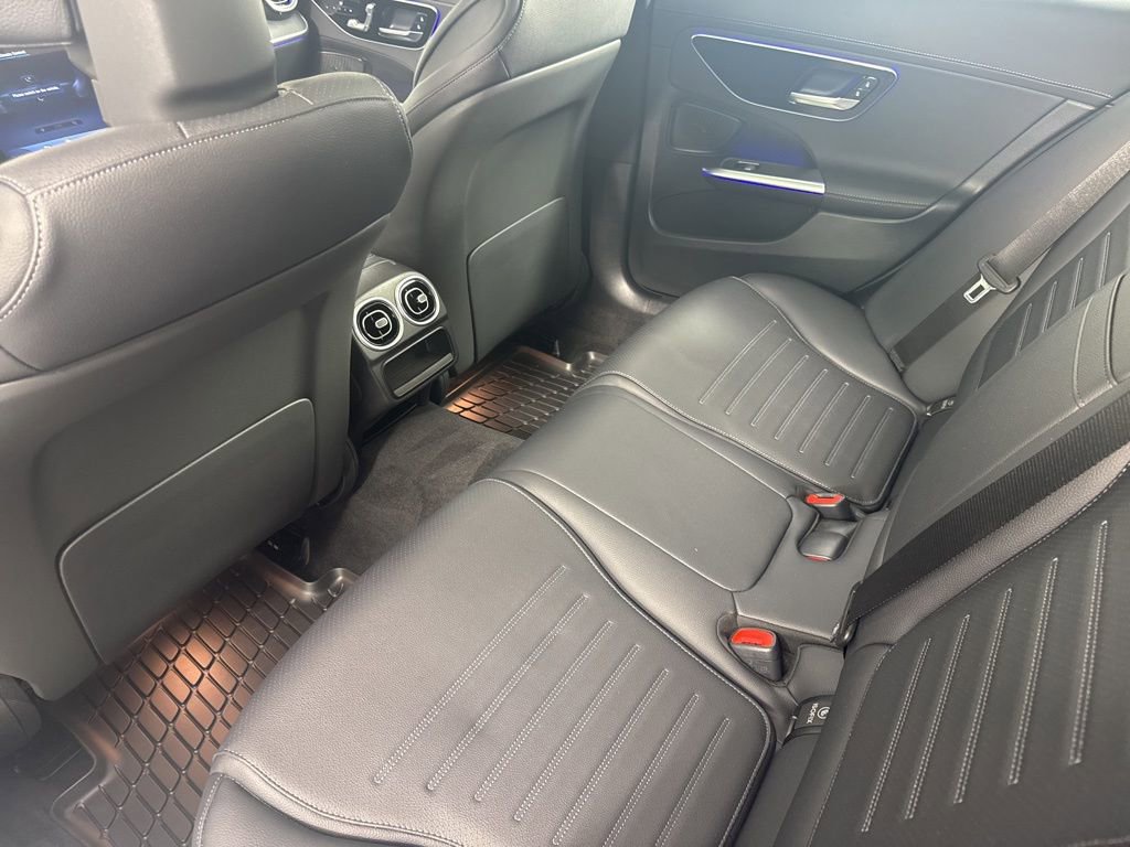 Used 2023 Mercedes-Benz C 300 4MATIC Sedan image 12