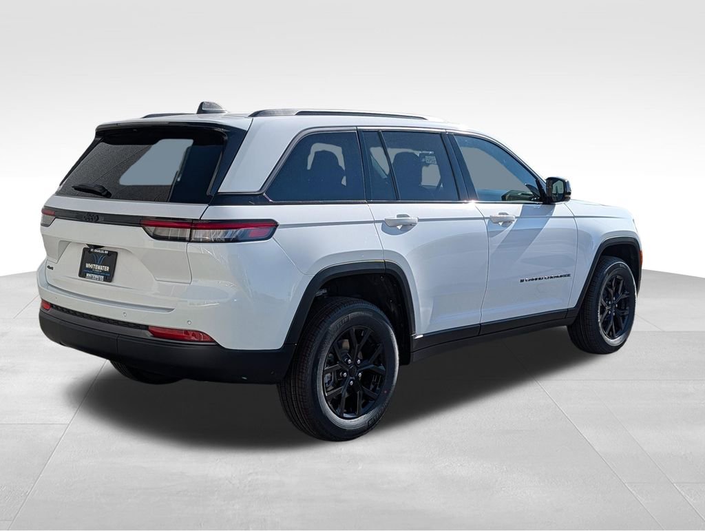 New 2026 Jeep Grand Cherokee Altitude AWD/4WD image 2