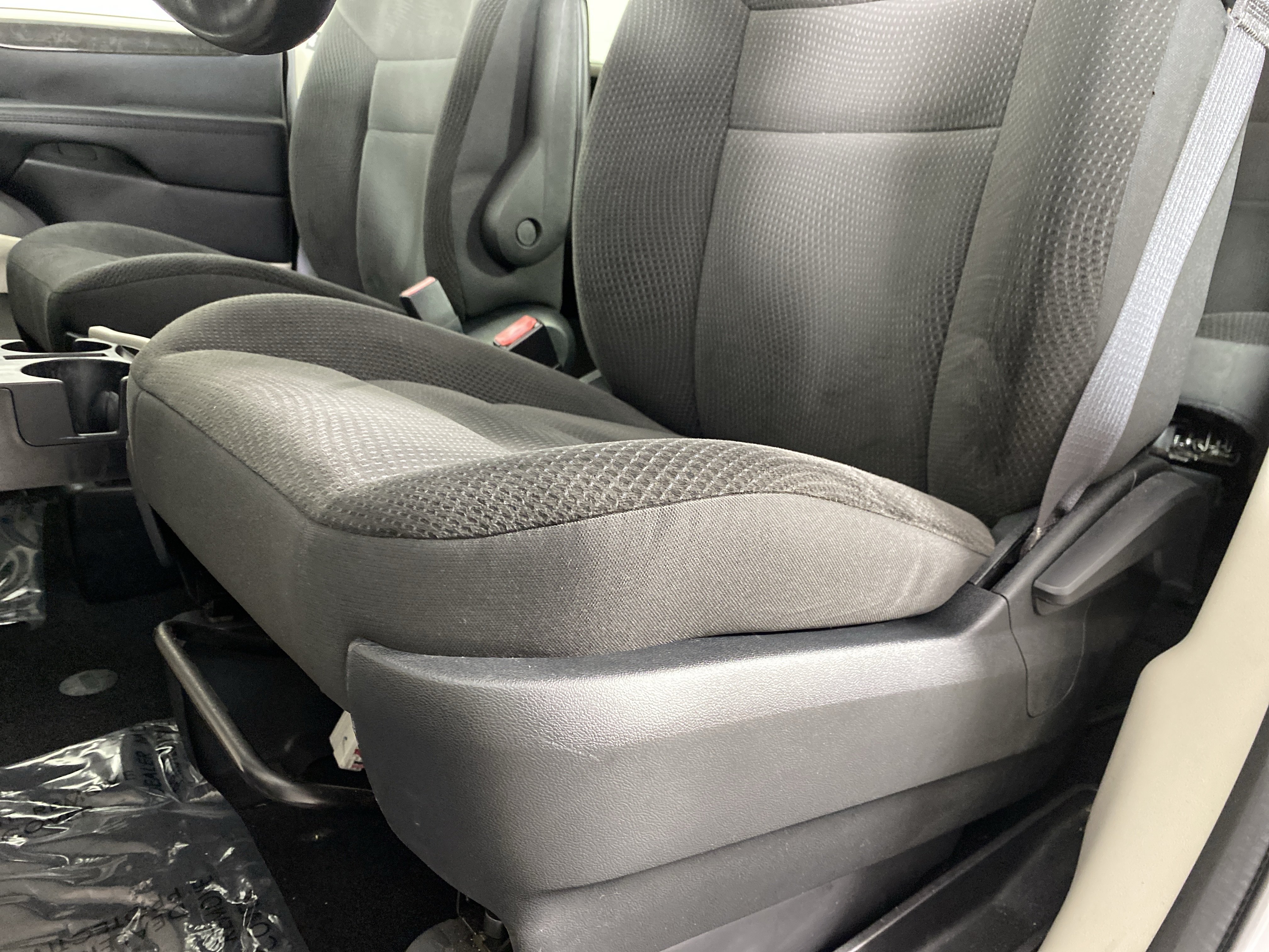 Used 2017 Dodge Grand Caravan SE w/ Power Window Group FWD image 16