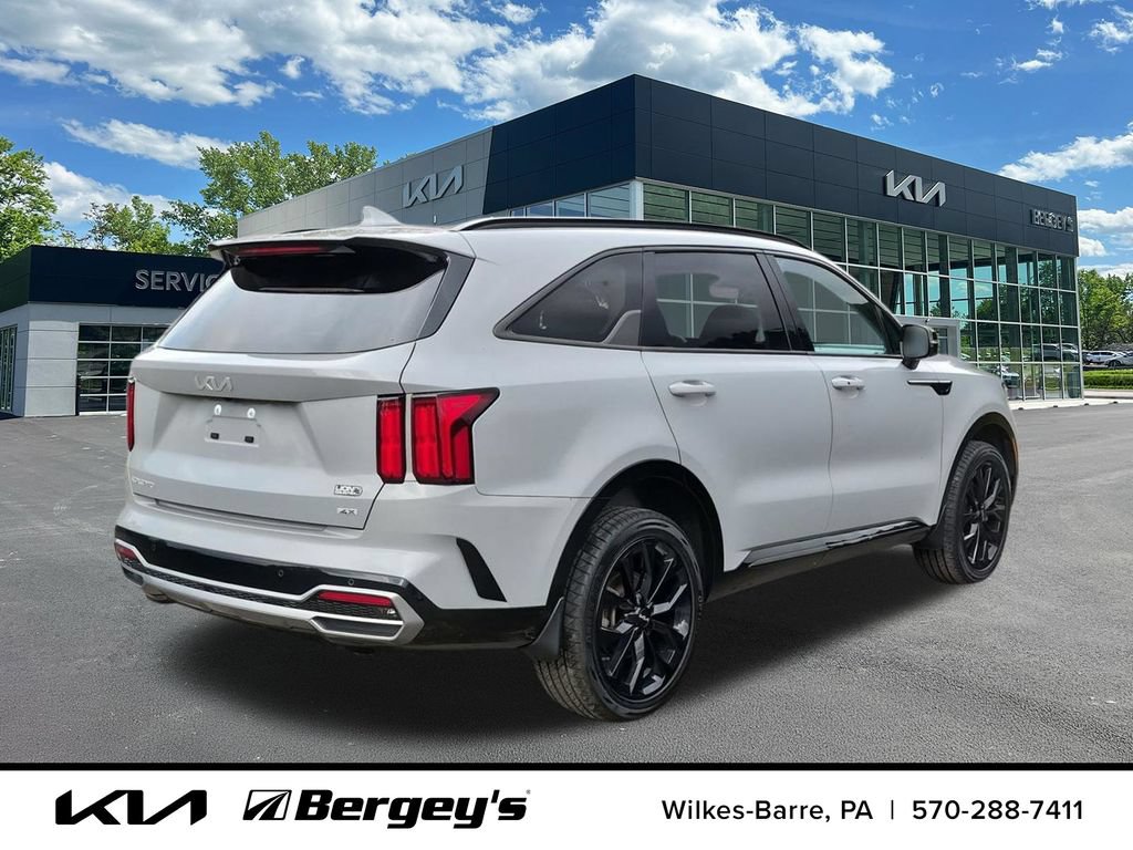 Certified 2023 Kia Sorento SX AWD/4WD image 6