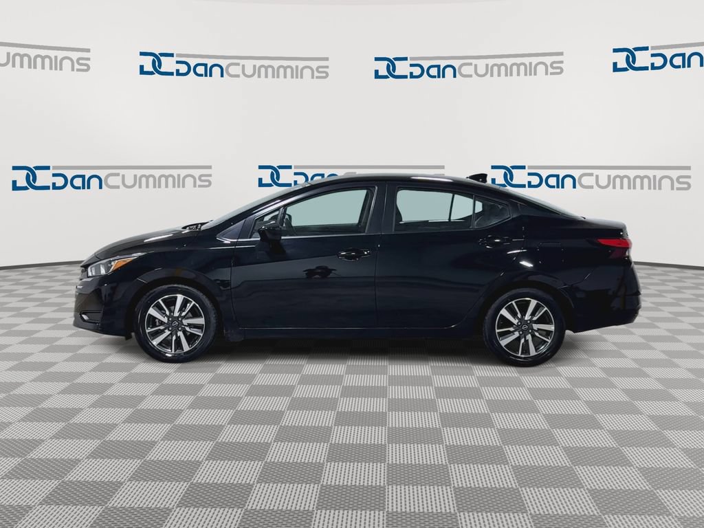Used 2024 Nissan Versa SV FWD image 5