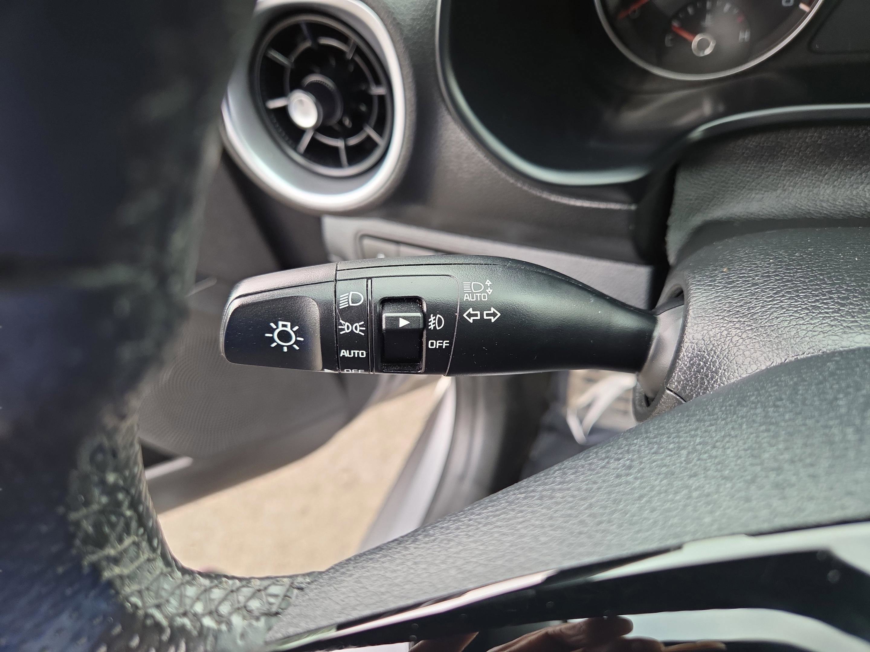 Used 2024 Kia Forte GT-Line image 14