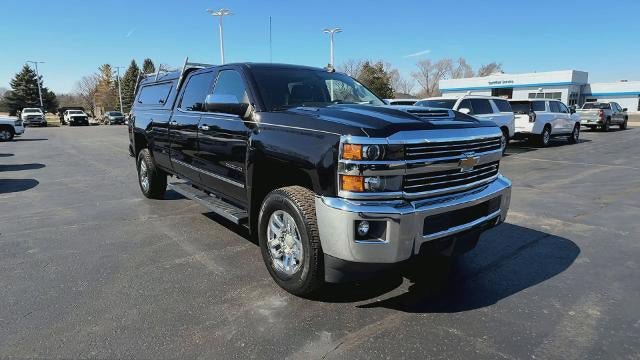 Used 2019 Chevrolet Silverado 2500 LTZ w/ Duramax Plus Package image 4