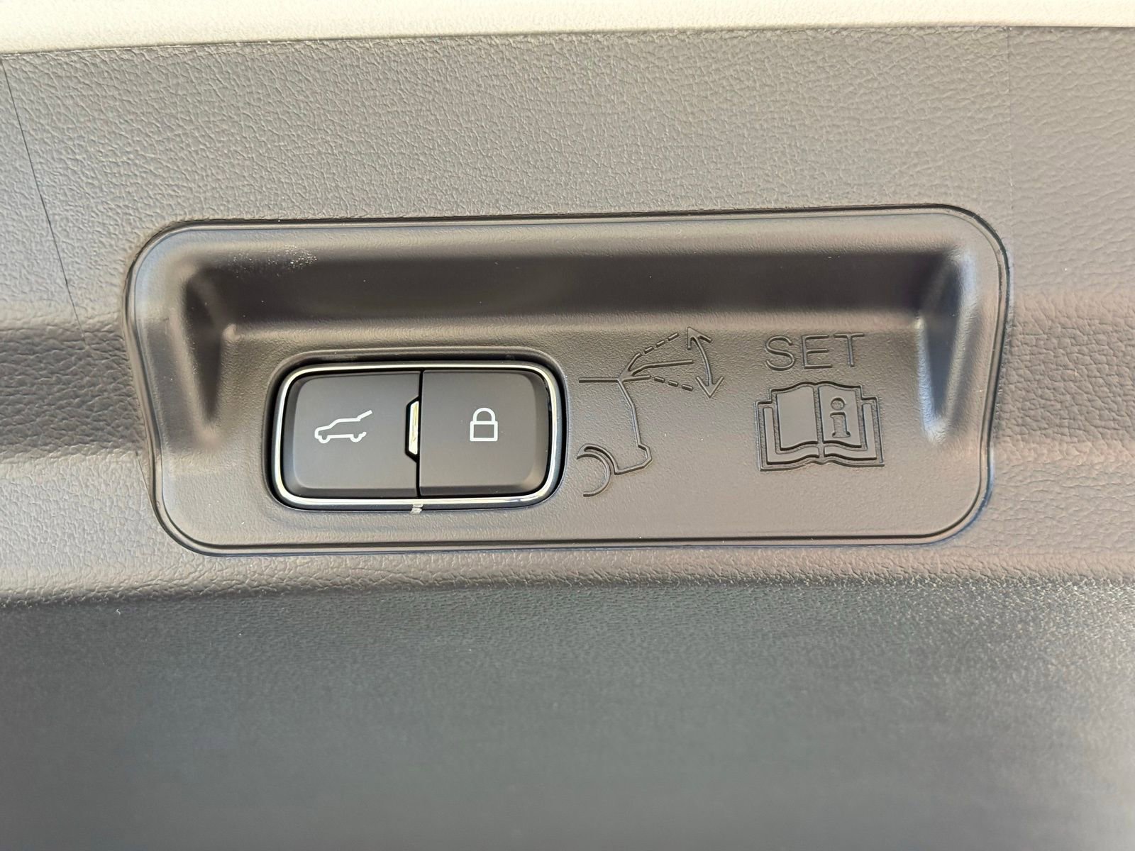 New 2026 Ford Explorer ST-Line image 44