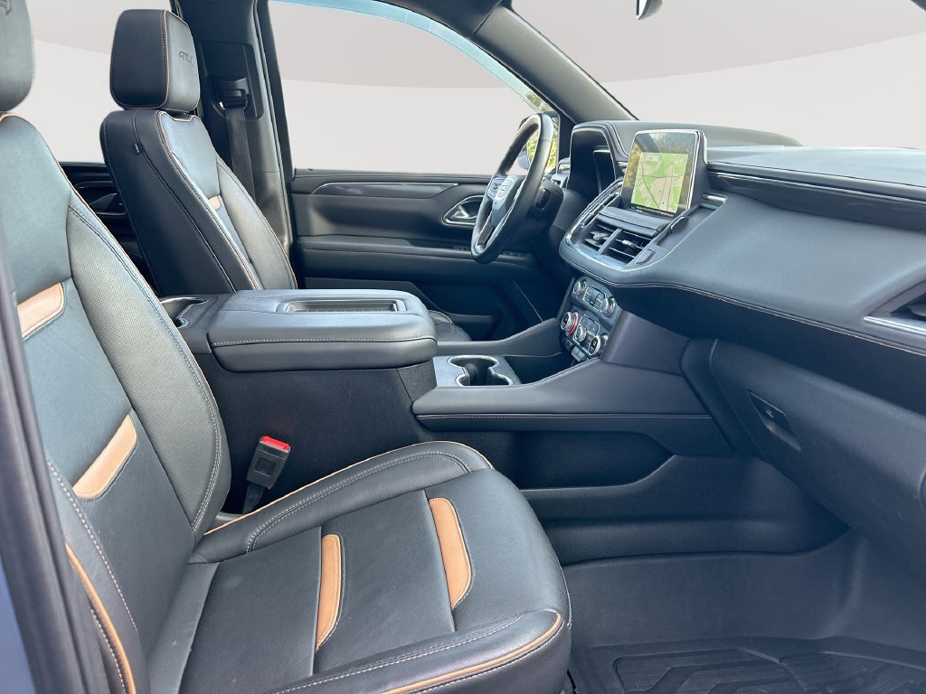 Used 2023 GMC Yukon XL AT4 w/ AT4 Premium Package AWD/4WD image 32