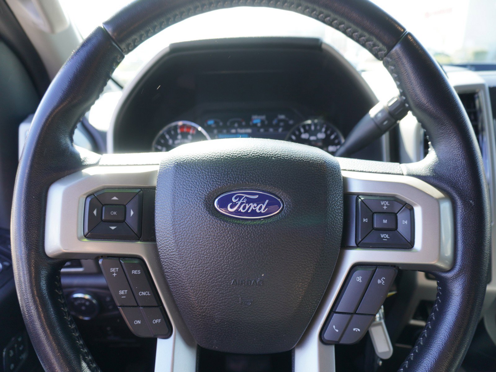 Used 2021 Ford F250 Lariat w/ Tremor Off-Road Package image 24