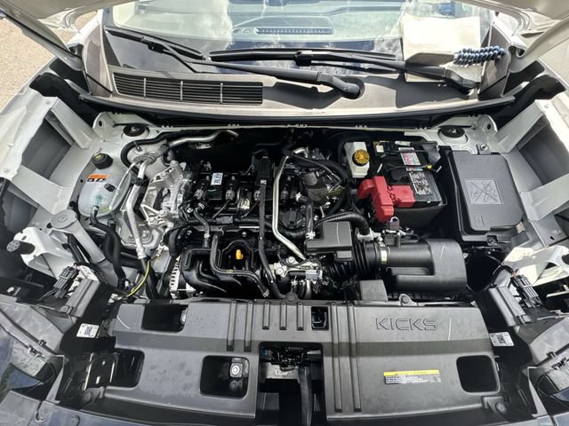 New 2026 Nissan Kicks SR FWD image 28