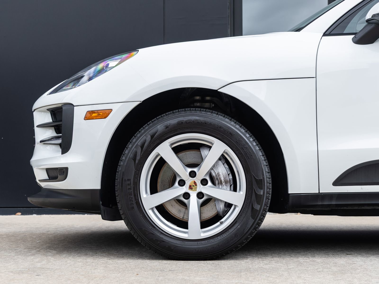 Certified 2021 Porsche Macan AWD/4WD image 13