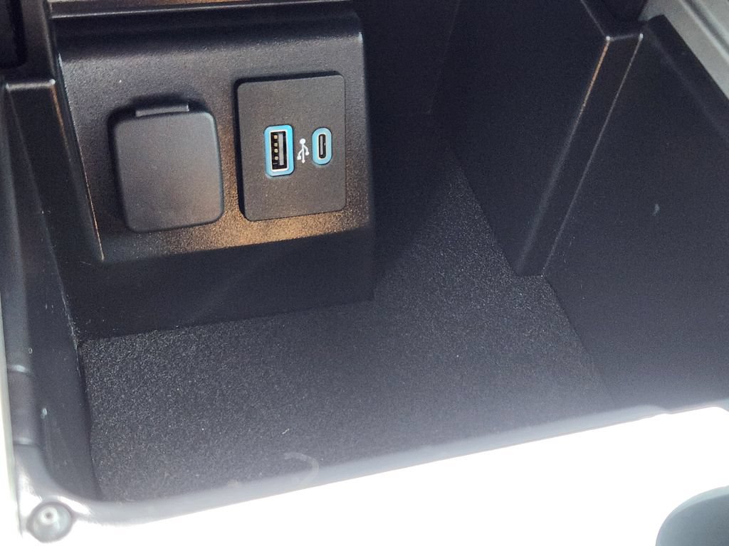 Used 2021 Ford Explorer ST w/ Equipment Group 401A AWD/4WD image 25
